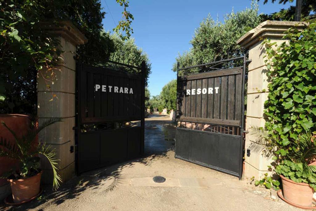 La Petrara Resort Сиракузы Экстерьер фото